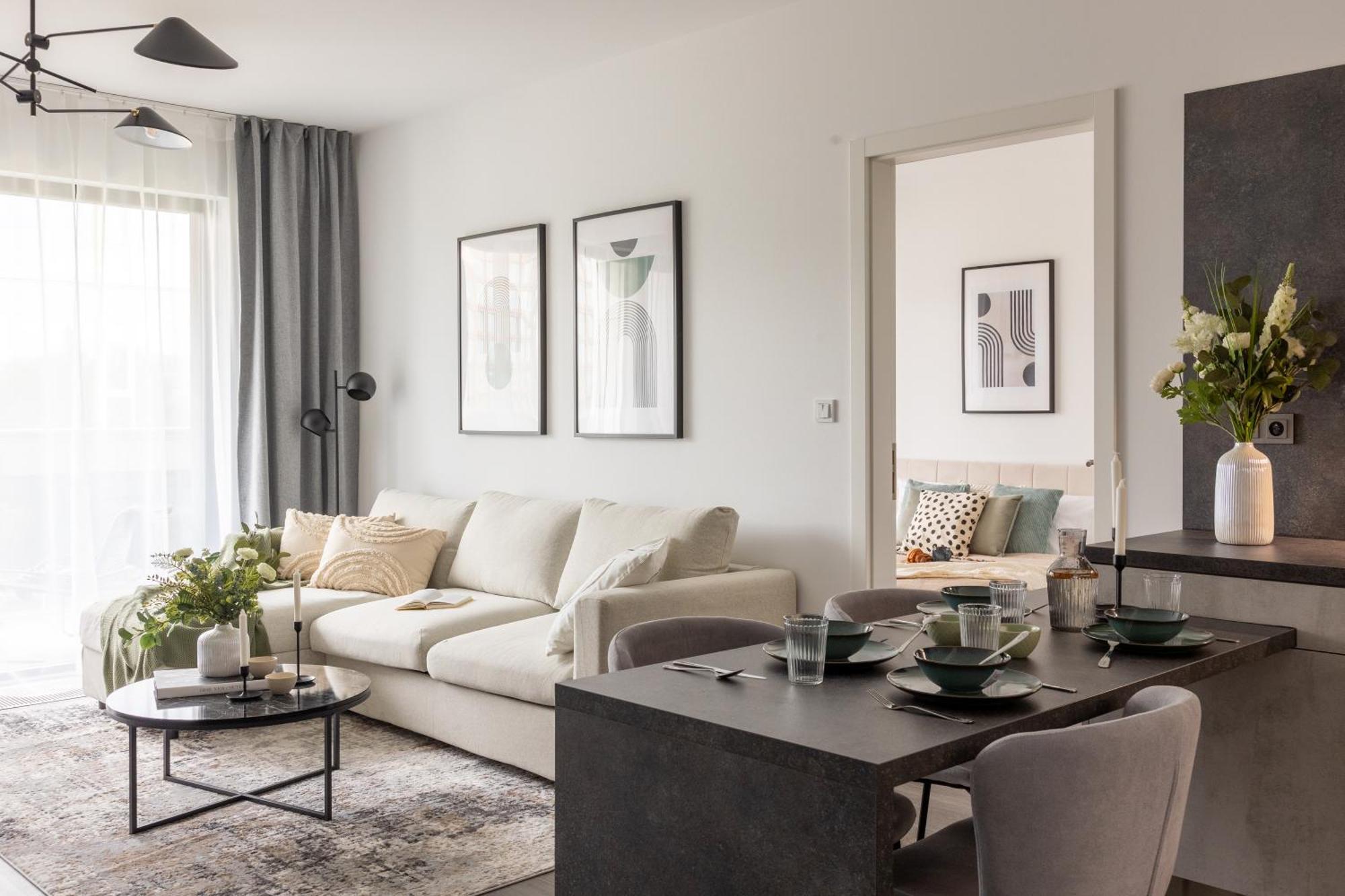 Baby Friendly Apt With Terrace And Ac In Karlin By Days Apartment Prag